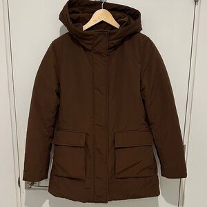 Uniqlo Women's chocolate Brown puffer Hooded Jacket